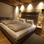 Almdorf - Luxus Huettenurlaub شاليه