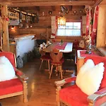 شاليه Almdorf - Luxus Huettenurlaub *