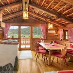 Almdorf - Luxus Huettenurlaub Шале *