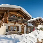 Almdorf - Luxus Huettenurlaub * Флахау