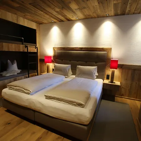 Almdorf - Luxus Huettenurlaub Chalet Flachau