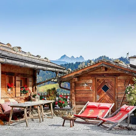 Almdorf - Luxus Hüttenurlaub