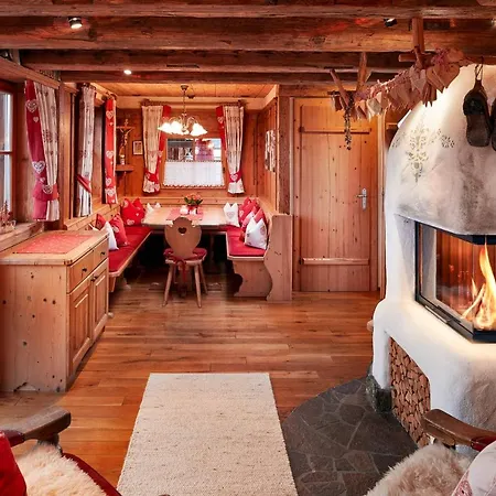 Almdorf - Luxus Huettenurlaub Domek alpejski Flachau