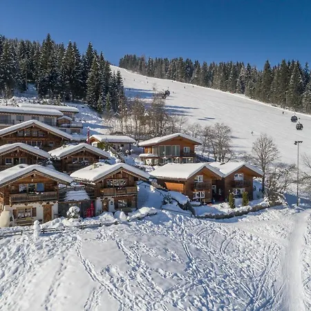 Almdorf - Luxus Huettenurlaub Domek alpejski