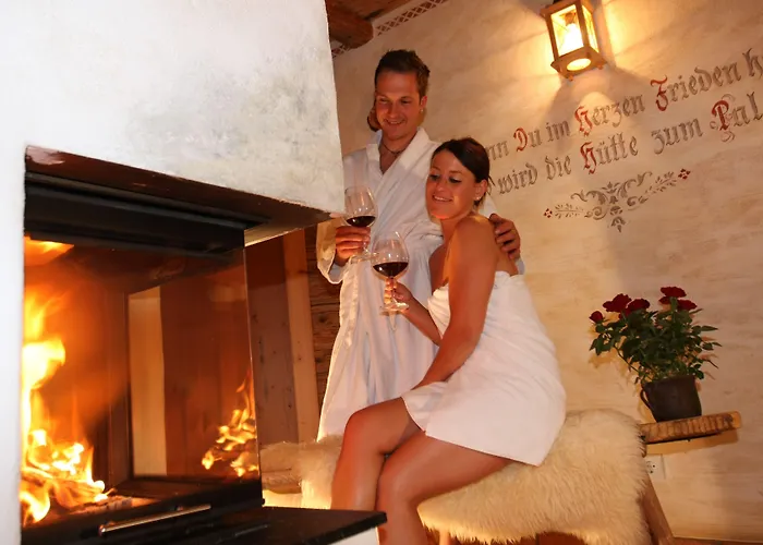 Almdorf - Luxus Huettenurlaub Flachau