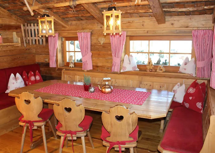 Almdorf - Luxus Huettenurlaub Шале