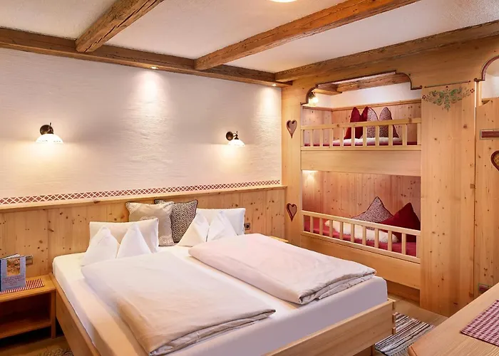 Almdorf - Luxus Huettenurlaub * Флахау