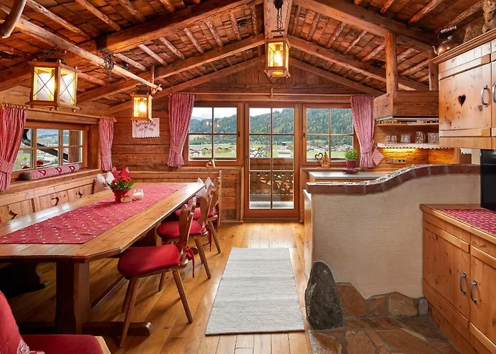 Almdorf - Luxus Huettenurlaub Flachau