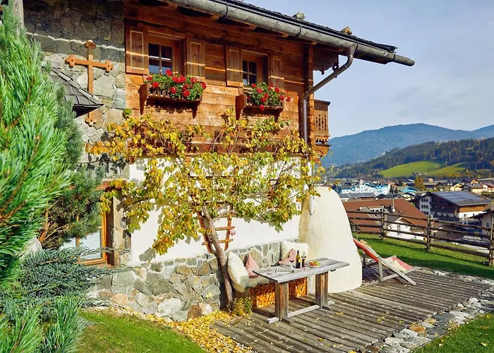 Шале Almdorf - Luxus Huettenurlaub *